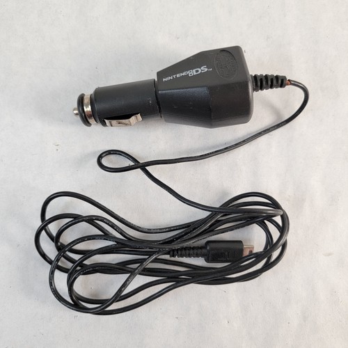 Nintendo car charger - ds,